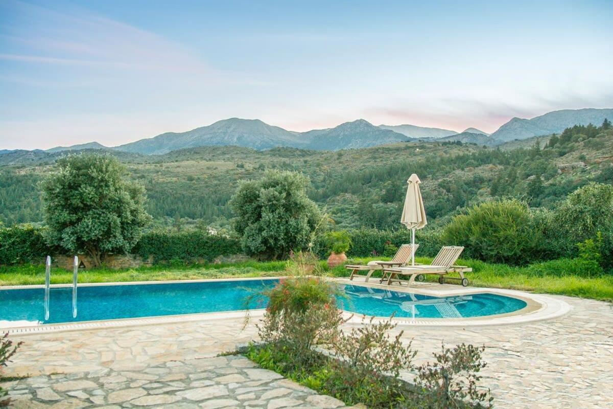 Chania Secluded Gem - Kallithea Private Pool Villa Pemonia المظهر الخارجي الصورة