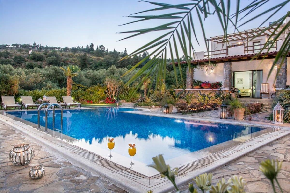 Chania Secluded Gem - Kallithea Private Pool Villa Pemonia المظهر الخارجي الصورة